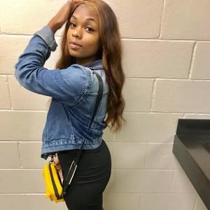 Meet your Posher, Lexi